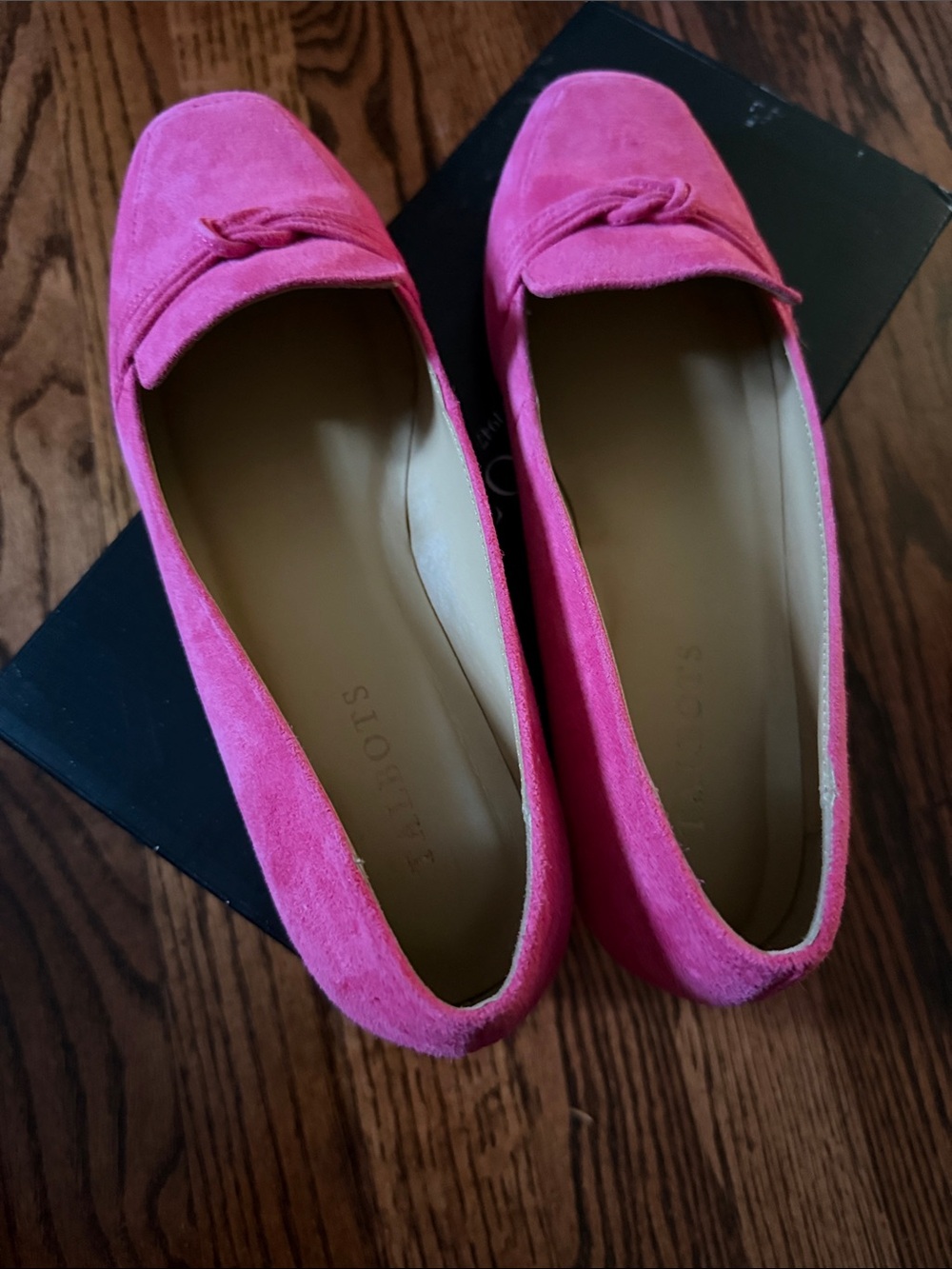 Talbots Punch Pink Stella Knot Suede Pink Loafers Sz 8M